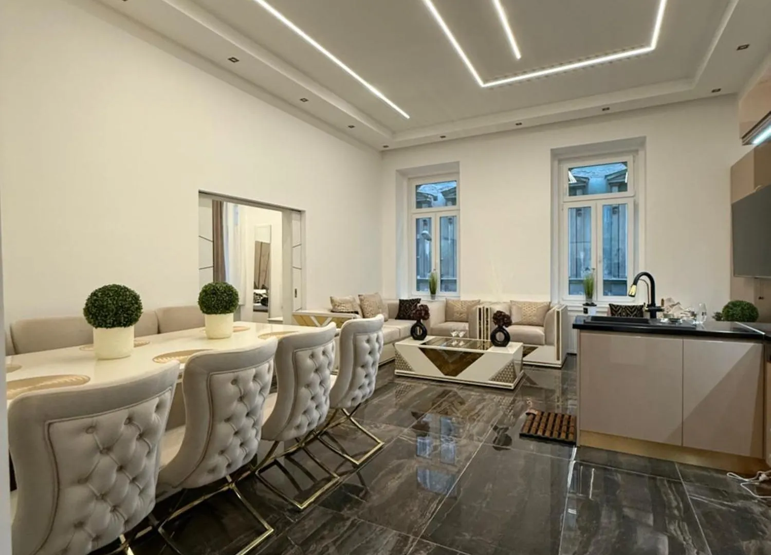 Luxury Gold Apartman 부다페스트 아파트